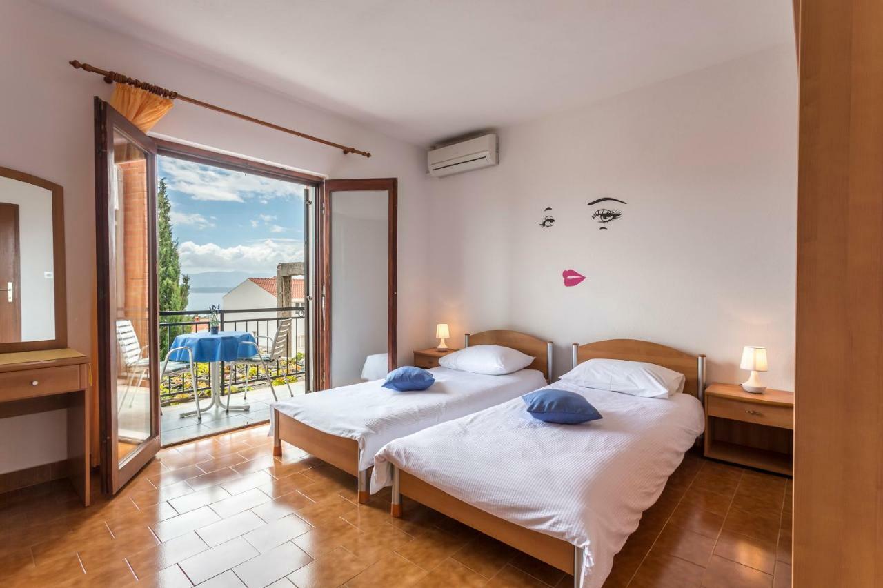 Apartmani Bezma Bol Bagian luar foto